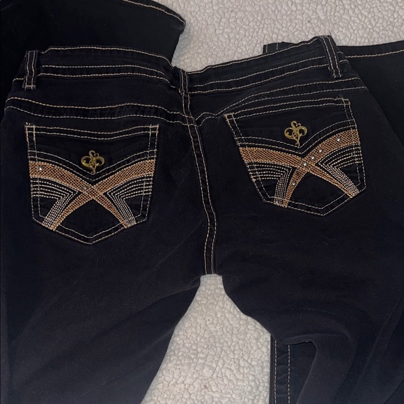 Assorted Jeans Collection - Picture 4 of 15